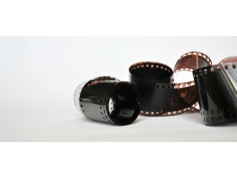 professional-220-mm-film-development-services-small-0