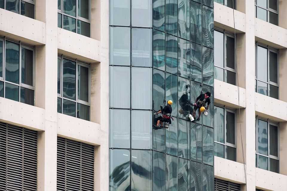 professional-window-cleaning-services-for-homes-call-today-big-0
