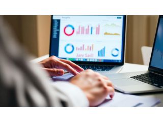 best-ai-marketing-tools-for-b2b-small-0