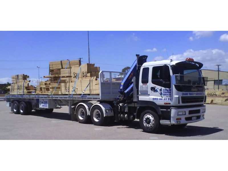 crane-truck-hire-brisbane-small-0