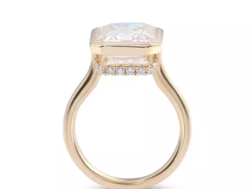 shop-oval-moissanite-engagement-rings-shine-deals-now