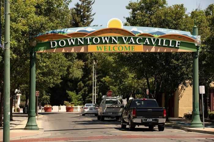 vacaville-airport-shuttle-big-0