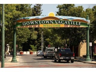 vacaville-airport-shuttle-small-0