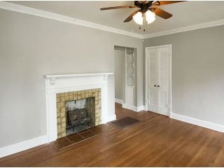 2-bedroom-house-available-for-rent-small-3