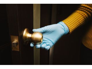 emergency-locksmith-plymouth-247-fast-response-service-small-0