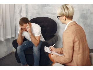 find-balance-healing-with-expert-mental-health-support-small-0