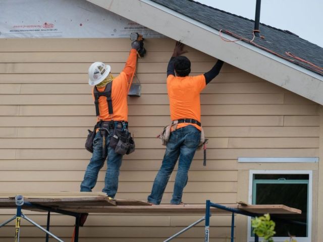 siding-repair-installation-the-woodlands-tx-for-strong-homes