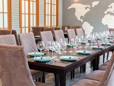 community-table-reservations