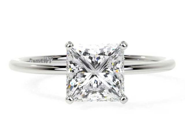 shop-natural-modern-square-cut-diamond-rings-200cts