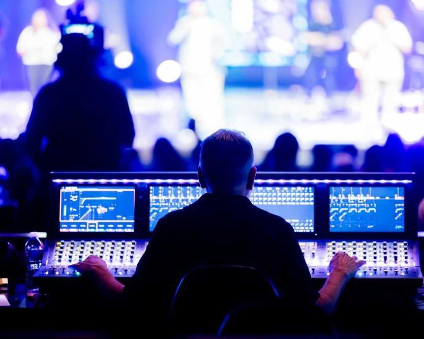 event-production-services-with-sound-lighting-and-video