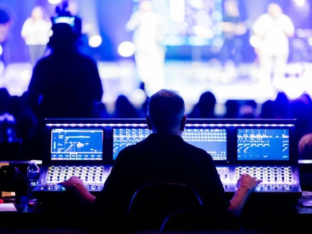 event-production-services-with-sound-lighting-and-video