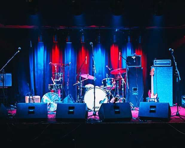 best-band-expert-in-sint-maarten