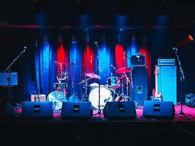 best-band-expert-in-sint-maarten