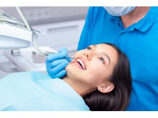 gets-a-whiter-smile-fast-with-teeth-whitening-in-perris-small-0