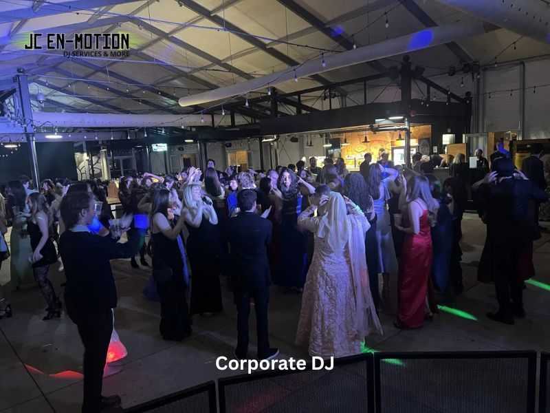 how-corporate-dj-services-create-the-perfect-event-atmosphere-big-0