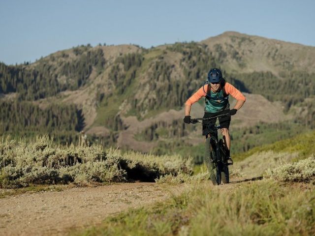 mtb-in-costa-rica-thrilling-with-searchhounds-experts