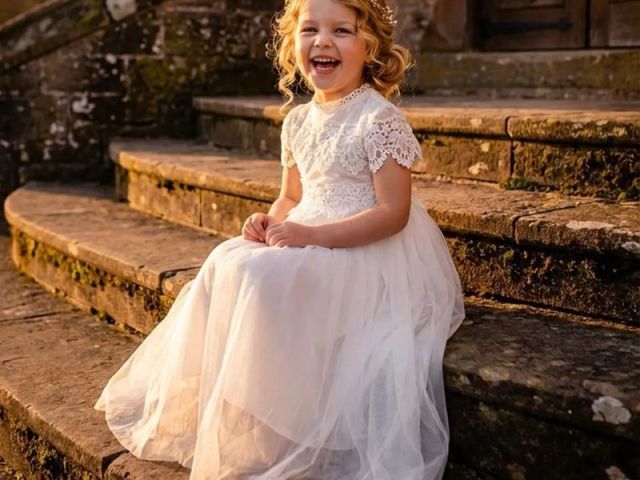 boho-white-sienna-flower-girl-dress-romantic-lace-tulle-dress