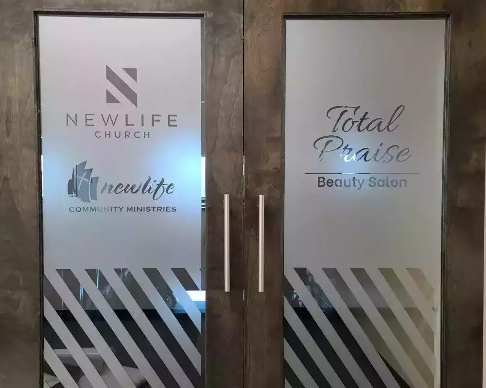indoor-signs-atlanta-custom-interior-signage-by-blackfire-signs