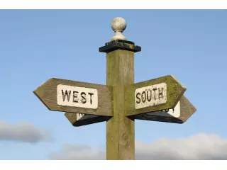 directional-signage-in-pensacola-for-clear-navigation-small-0