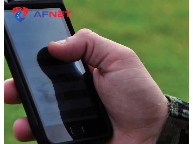 free-phones-for-veterans-to-stay-connected-small-0
