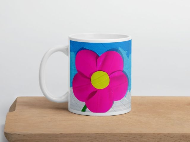 flower-close-up-white-glossy-mug
