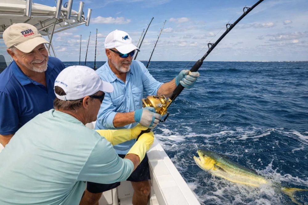 expert-professional-fishing-charter-service-big-0