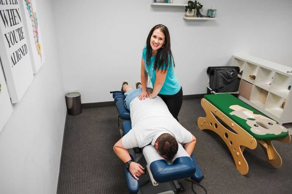 top-rated-licensed-acupuncturist-in-draper-big-0