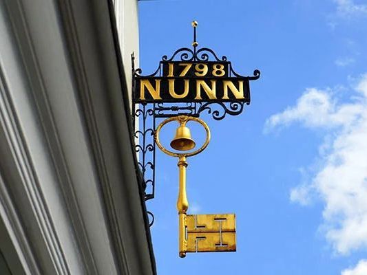custom-vinyl-signs-in-orlando