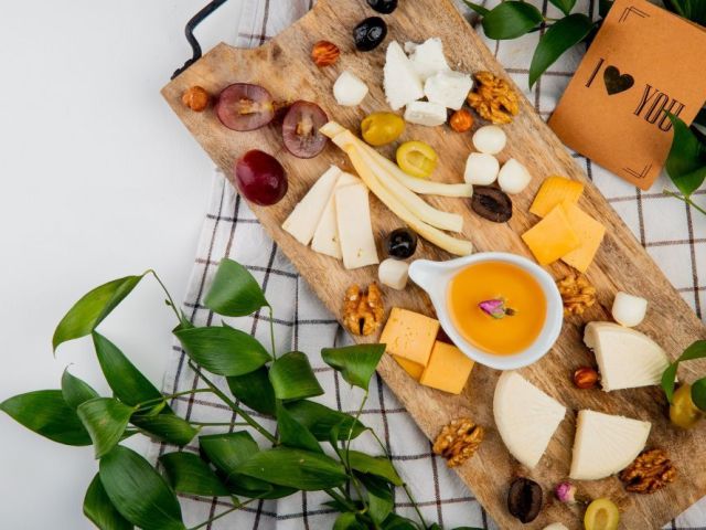 explore-fun-charcuterie-board-workshops-near-me