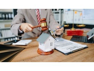 commercial-real-estate-litigation-attorney-small-0