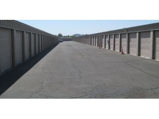 mini-storage-in-phoenix-arizona-storage-centers-small-0