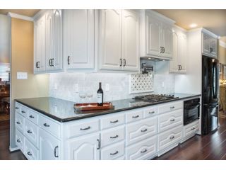 san-diego-kitchen-bathroom-remodeling-pros-years-of-trust-small-0
