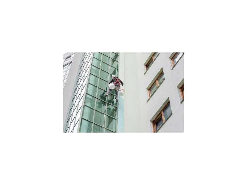 best-window-cleaning-services-near-you-affordable-small-0