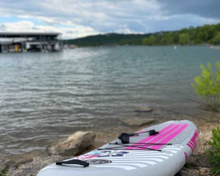 lakefront-lodging-branson-mo