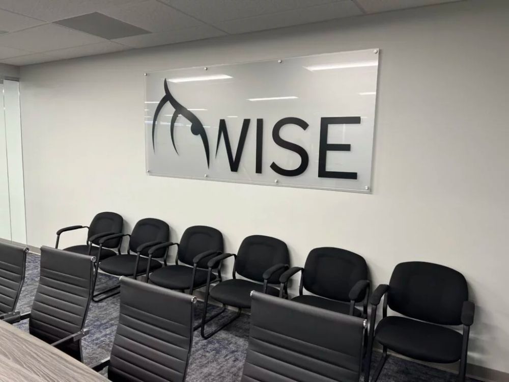 custom-lobby-signs-in-tampa-by-amazing-signs-big-0