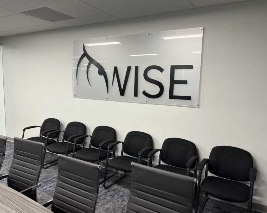 custom-lobby-signs-in-tampa-by-amazing-signs