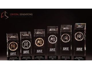 luxury-engraved-crystal-awards-for-special-occasions-small-0