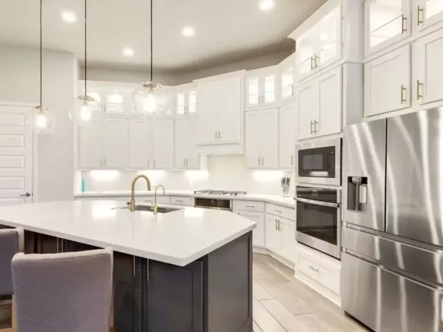 premium-built-in-cabinets-miami-for-stylish