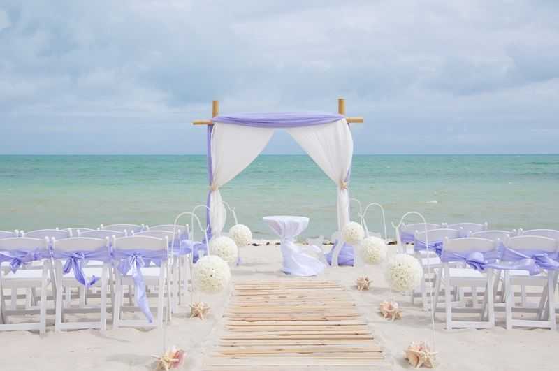 customized-key-west-beach-wedding-packages-family-affair-big-1