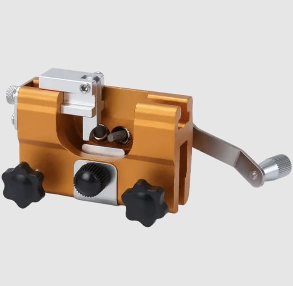klampero-chainsaw-tool-save-time-and-cut-smarter-big-0