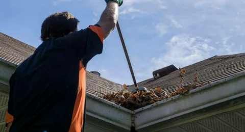 gutter-cleaning-services-in-acton-tx-for-better-water-flow-big-0