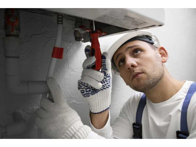 replace-water-heater-with-tankless-for-energy-small-0
