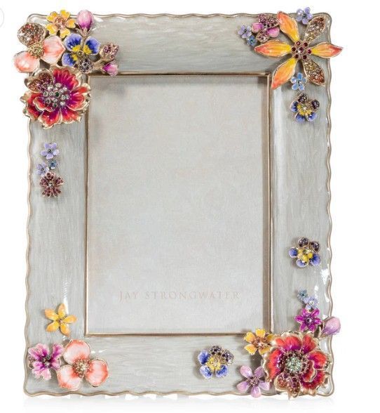 shop-luxury-jay-strongwater-frames-for-mothers-day-gifts-big-0