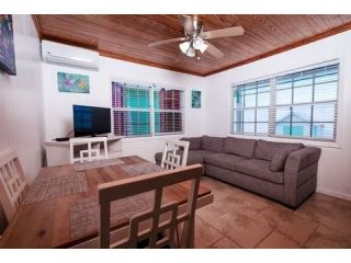 affordable-apartments-by-owner-in-spanish-wells-small-1