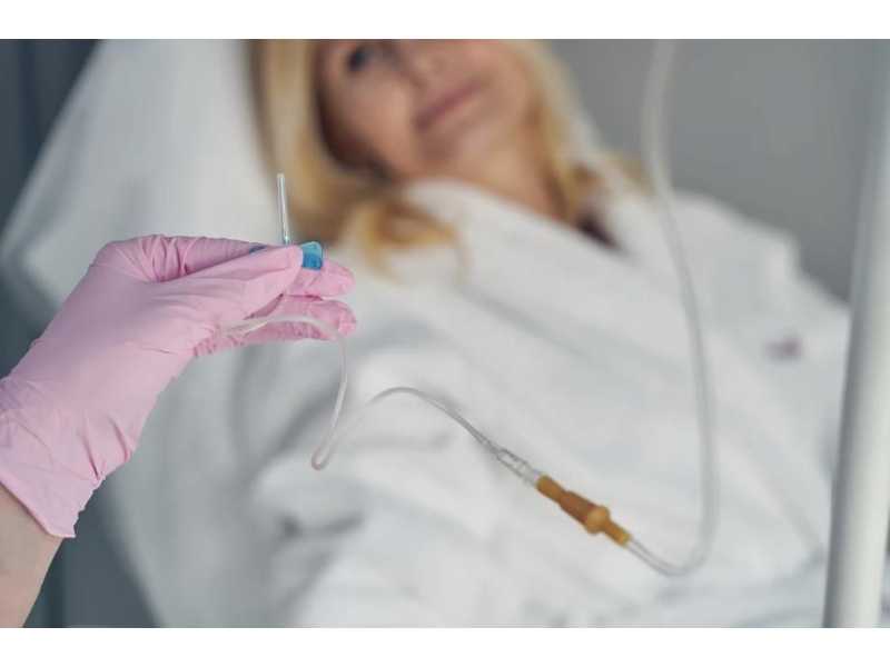 powerful-iv-drip-therapy-bloomingdale-il-for-instant-wellness-small-0