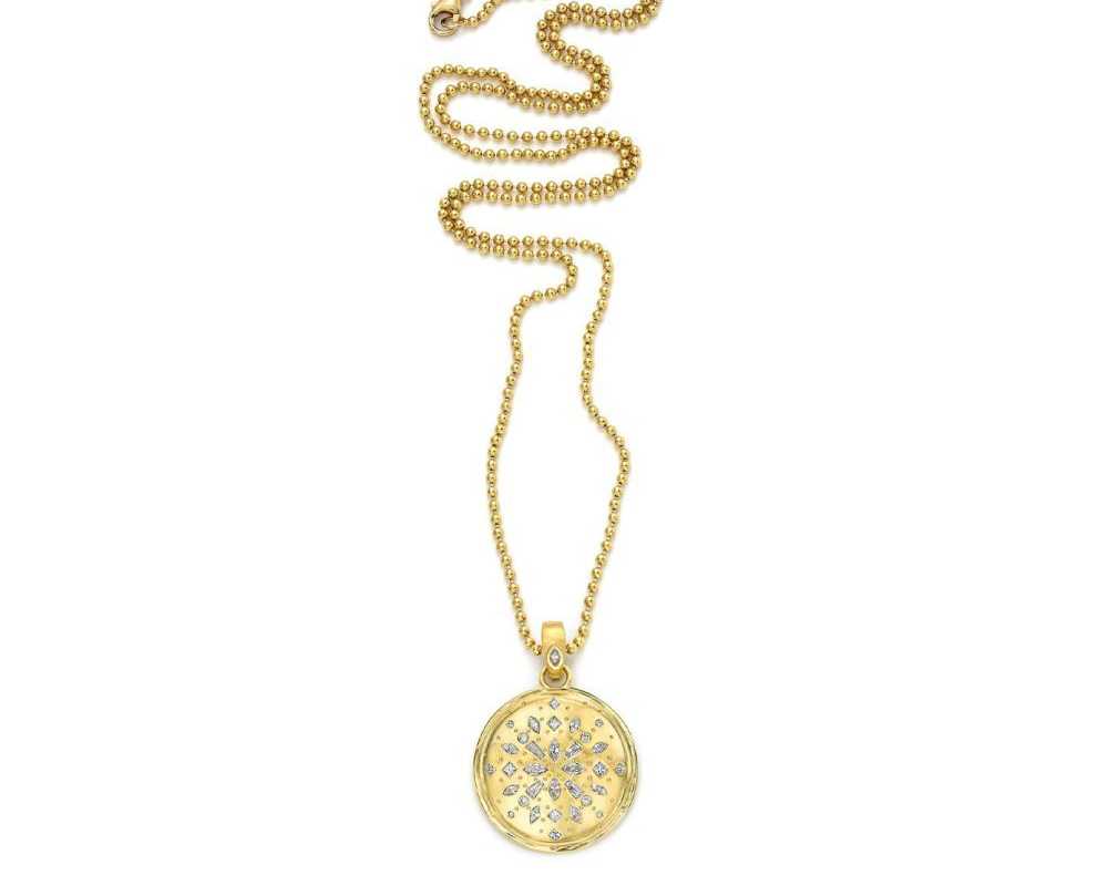 buy-womens-gold-diamond-necklaces-for-mothers-day-gifts