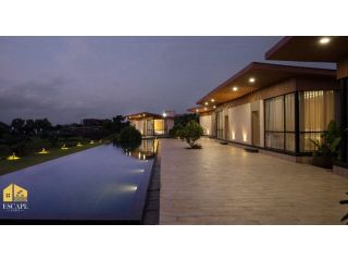river-edge-by-escape-stays-a-couple-friendly-resort-nashik-small-0