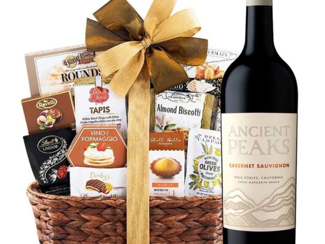 premium-corporate-wine-gift-baskets