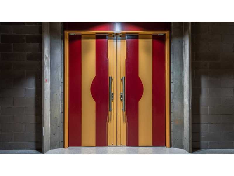 premium-fire-safety-doors-for-commercial-residential-properties-small-0
