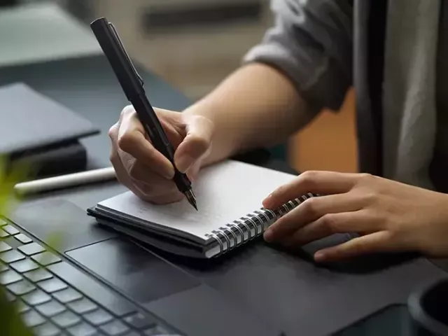 pay-someone-to-do-my-online-course